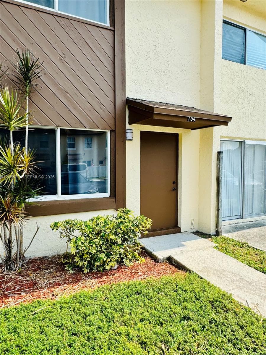 6625 Winfield Blvd # 4-D, Margate, FL 33063