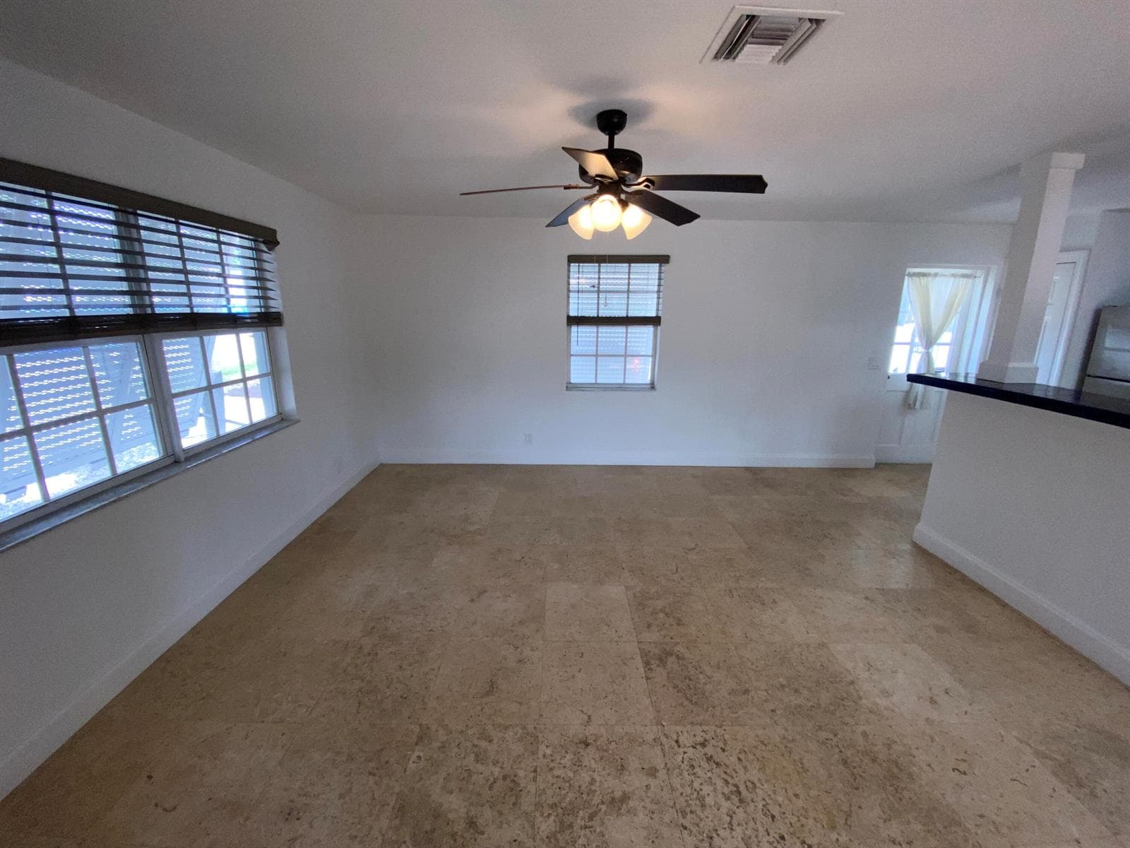 210 SE 1st Street, Boynton Beach, FL 33435 — zdjęcie 3