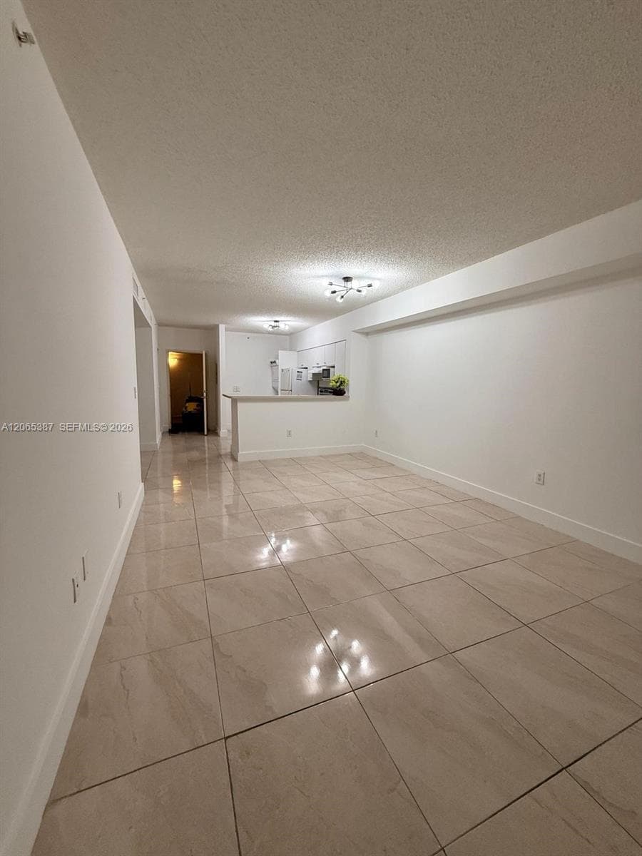 5091 NW 7th St # 1009, Miami, FL 33126 — zdjęcie 4