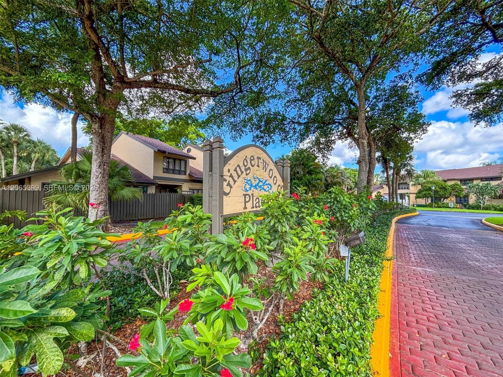 8703 Cleary Blvd, Plantation, FL 33324