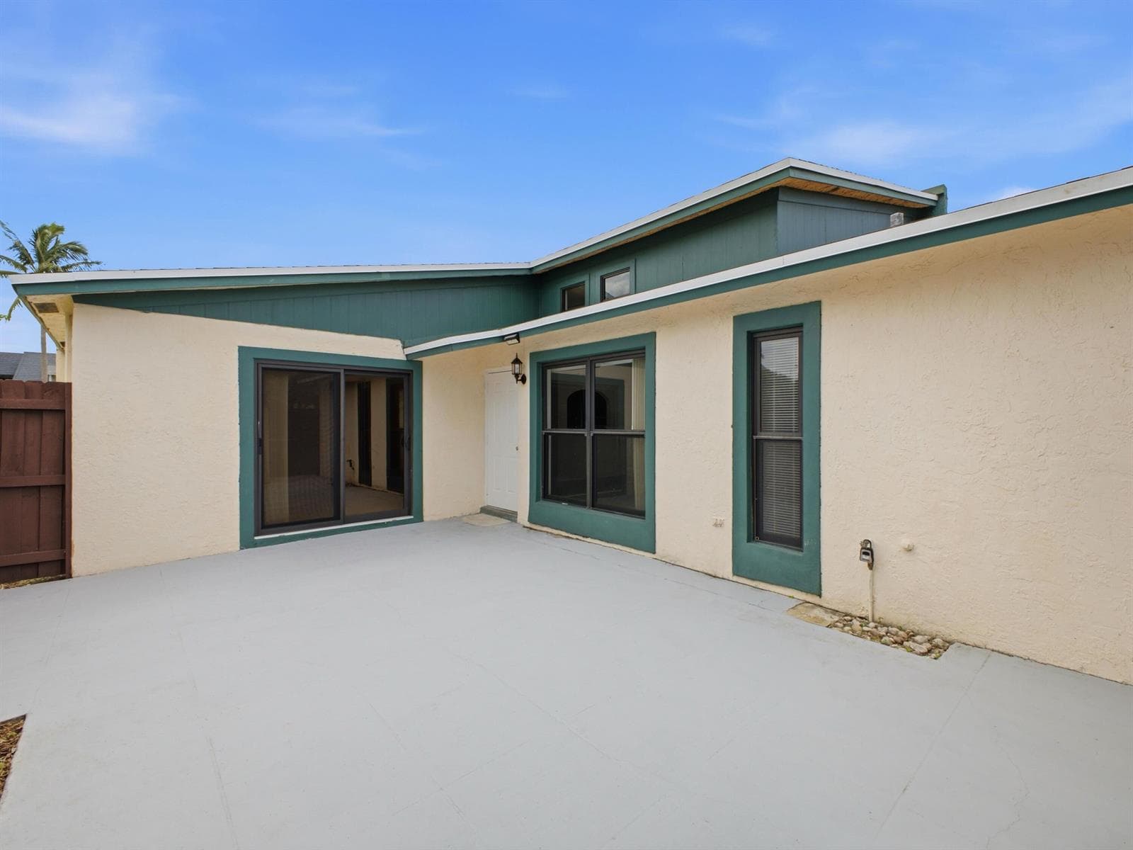 1110 Manor Drive, Palm Springs, FL 33461 — zdjęcie 3