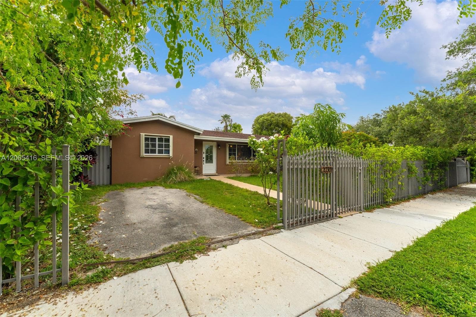 20301 SW 105th Ave, Cutler Bay, FL 33189 — zdjęcie 2