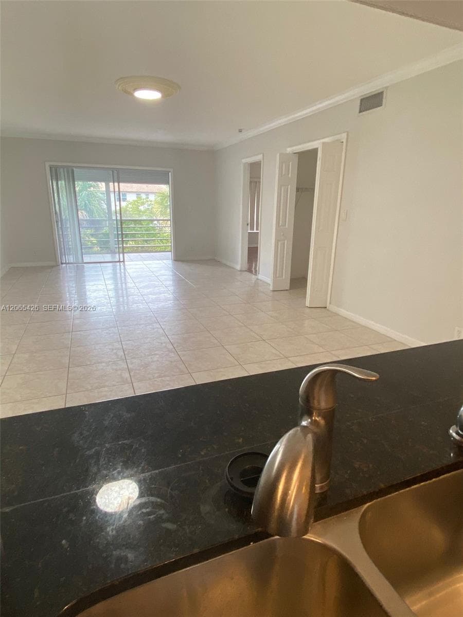 4291 NW 9th Ave # 202, Deerfield Beach, FL 33064 — zdjęcie 3