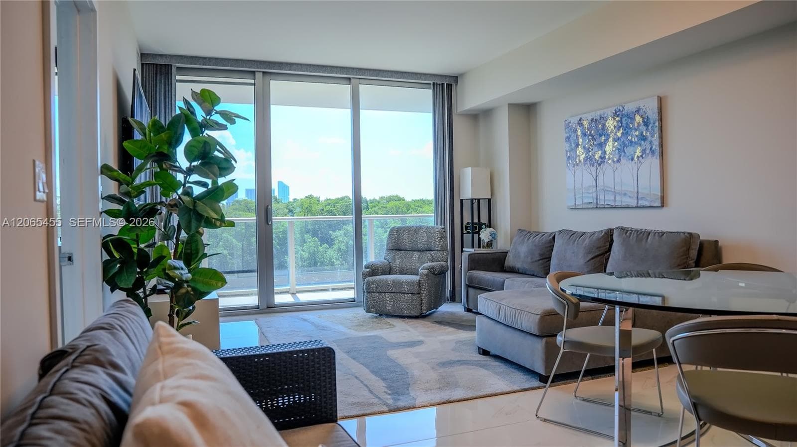 16385 Biscayne Blvd # # 419, North Miami Beach, FL 33160 — zdjęcie 3