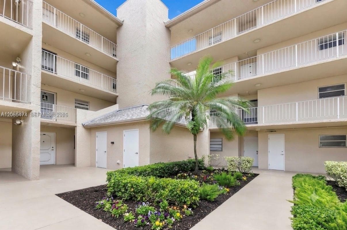 9471 Evergreen Pl # 307, Davie, FL 33324 — zdjęcie 2
