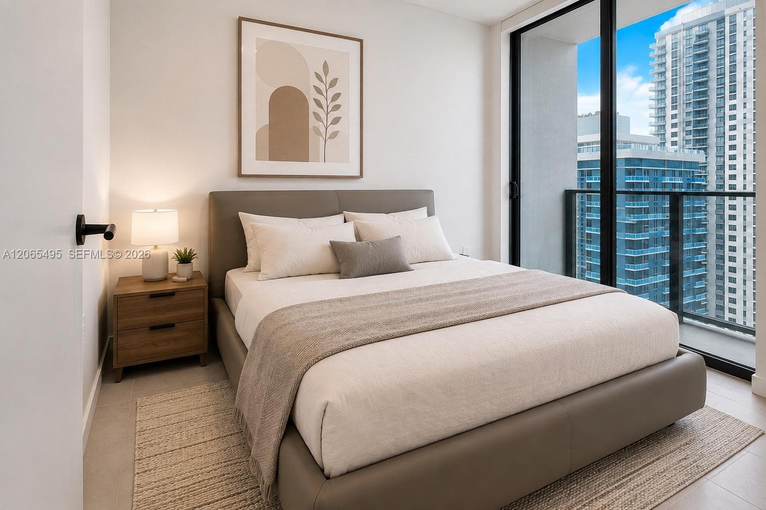 121 NE 5th St # 2810, Miami, FL 33132 — zdjęcie 2