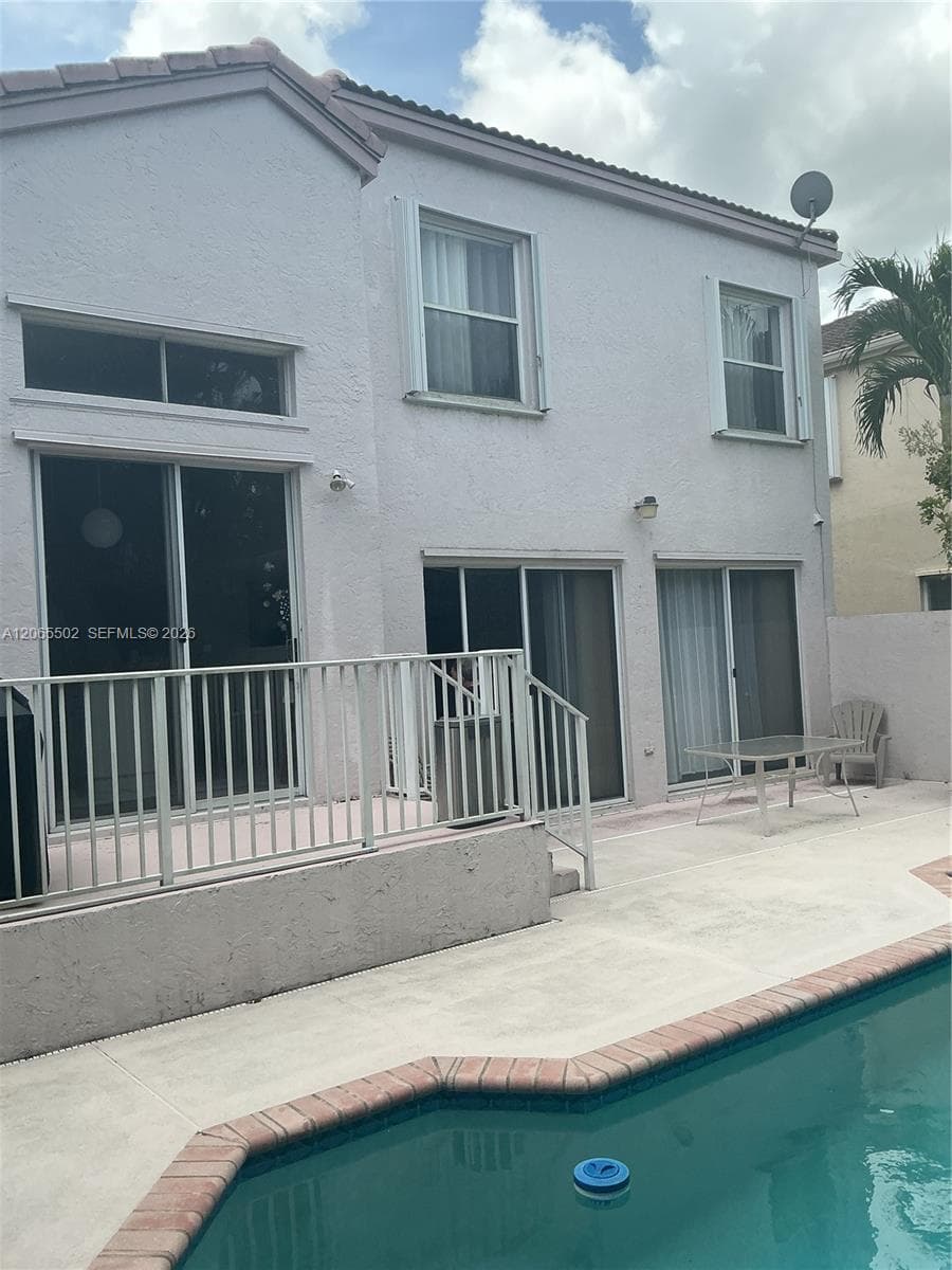 15857 NW 4th Court, Pembroke Pines, FL 33028 — zdjęcie 3