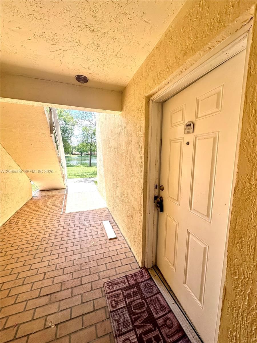 3630 N 56th Ave # 310, Hollywood, FL 33021 — zdjęcie 3