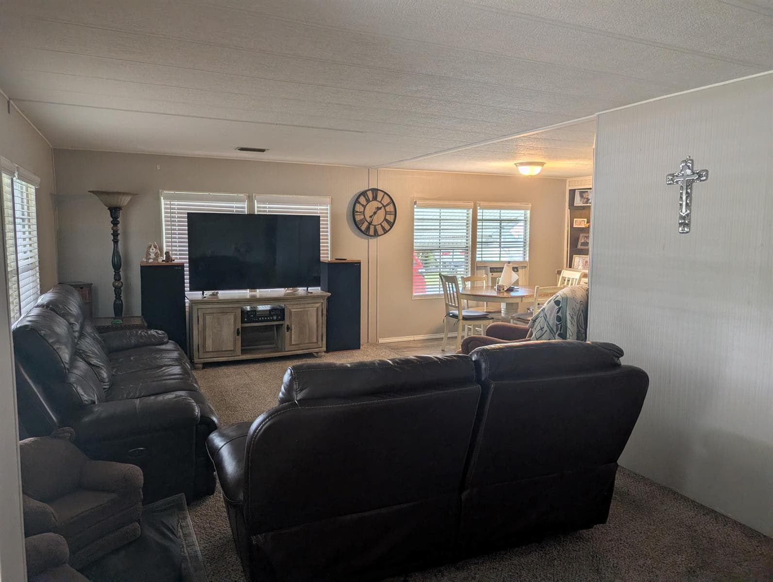 32 Manor Drive, Fort Pierce, FL 34982 — zdjęcie 5