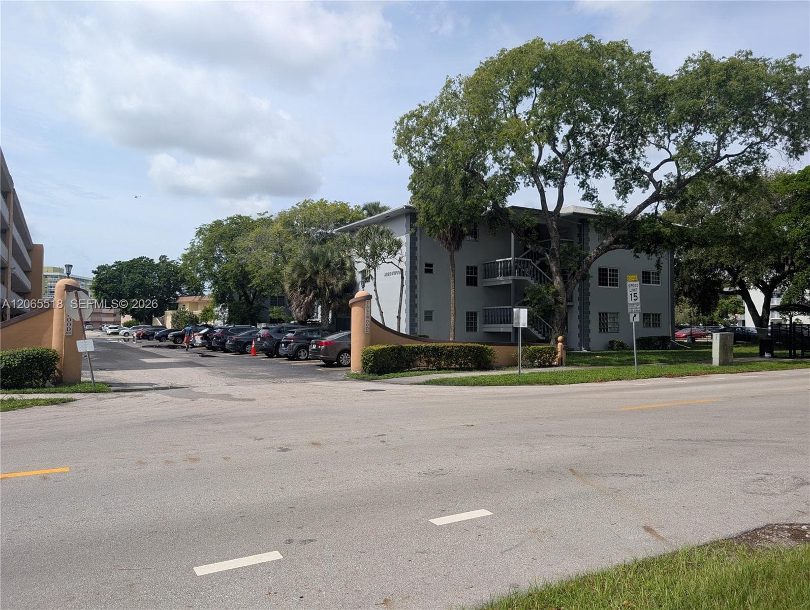 900 Tallwood Ave # 305, Hollywood, FL 33021 — zdjęcie 2