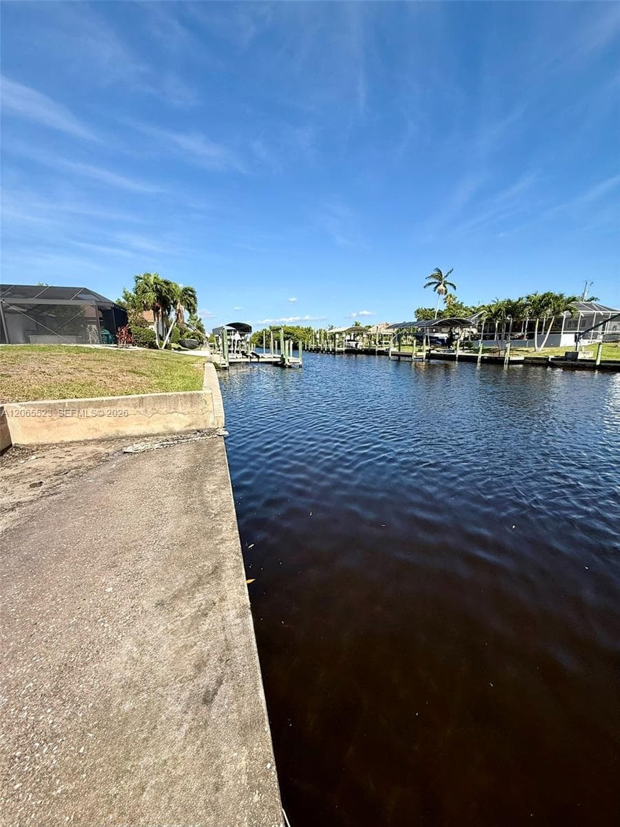 2328 SE 15 Terr, Cape Coral, FL 33990