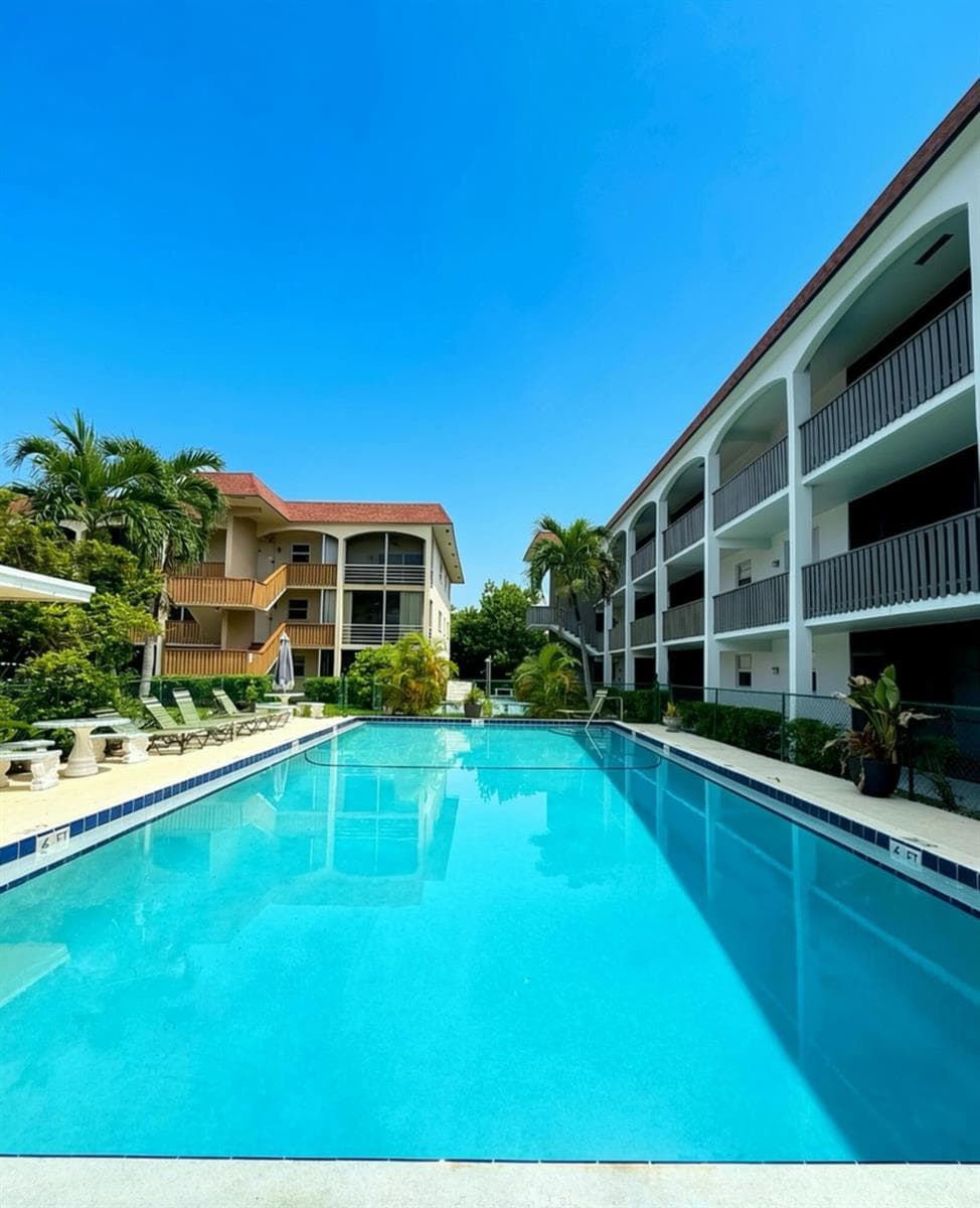 651 PINE Drive # 208, Pompano Beach, FL 33060 — zdjęcie 2