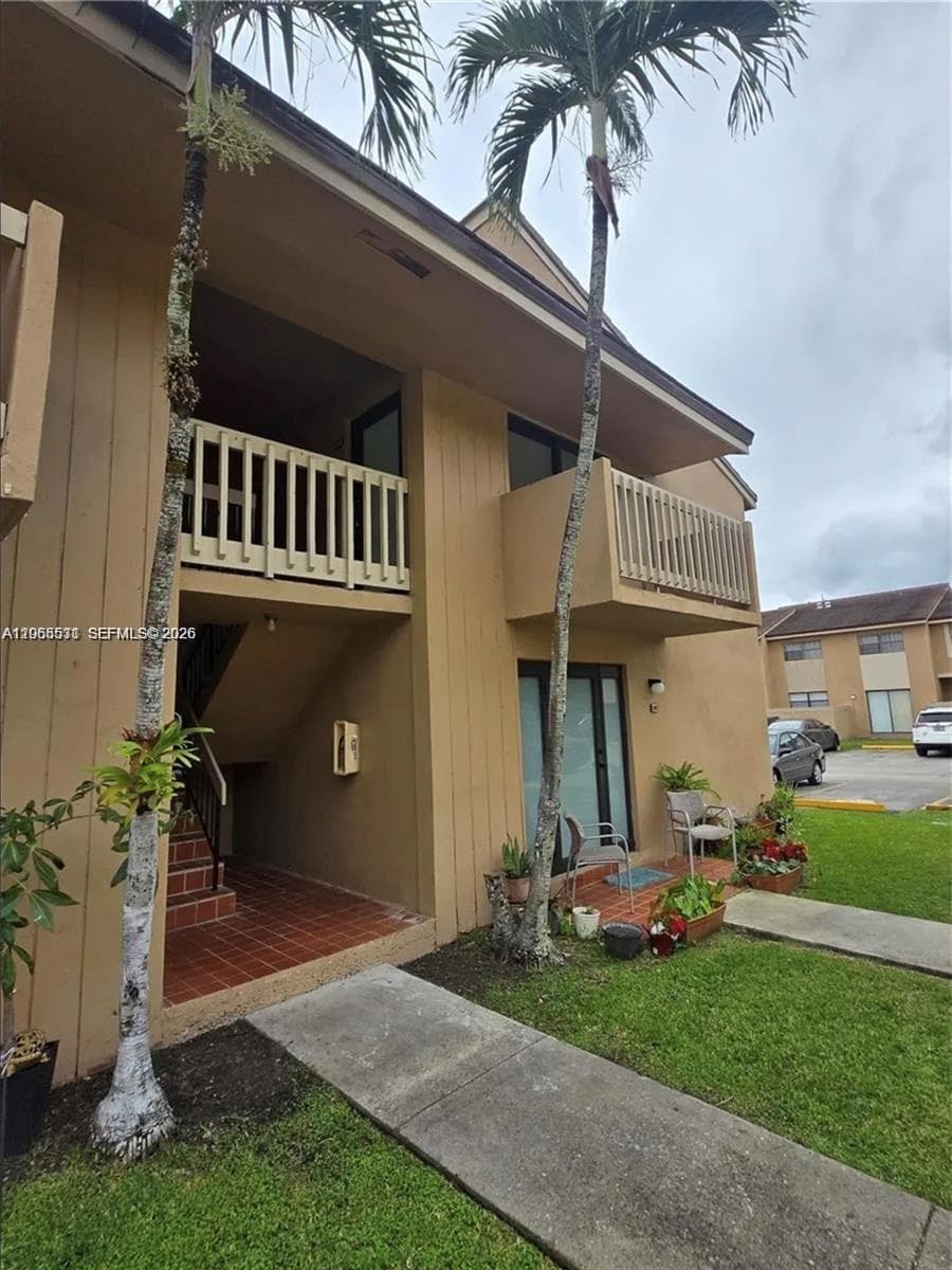 15407 SW 80th St # 202-6, Miami, FL 33193