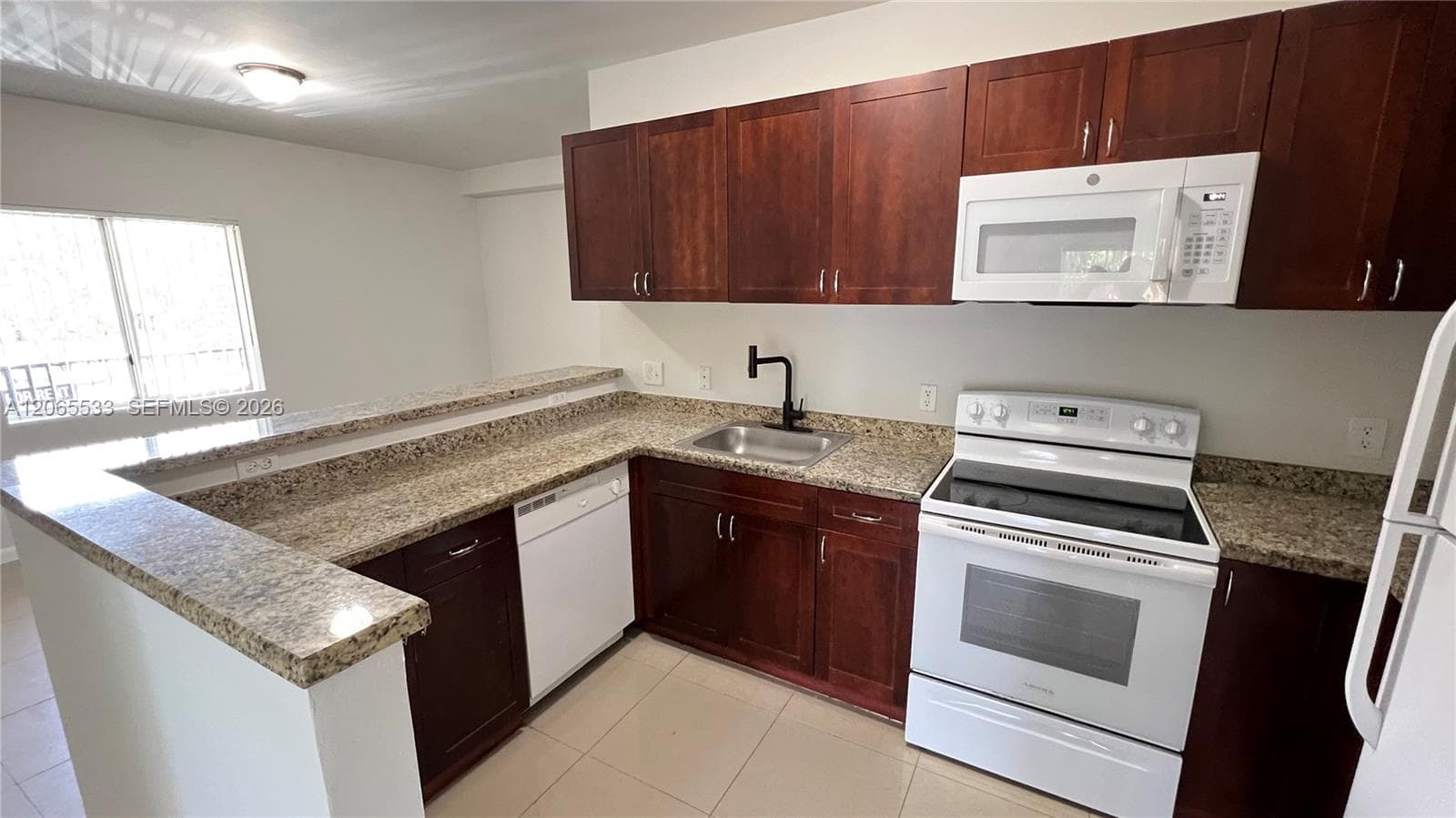 909 SW 15 AV # 1, Miami, FL 33135 — zdjęcie 5