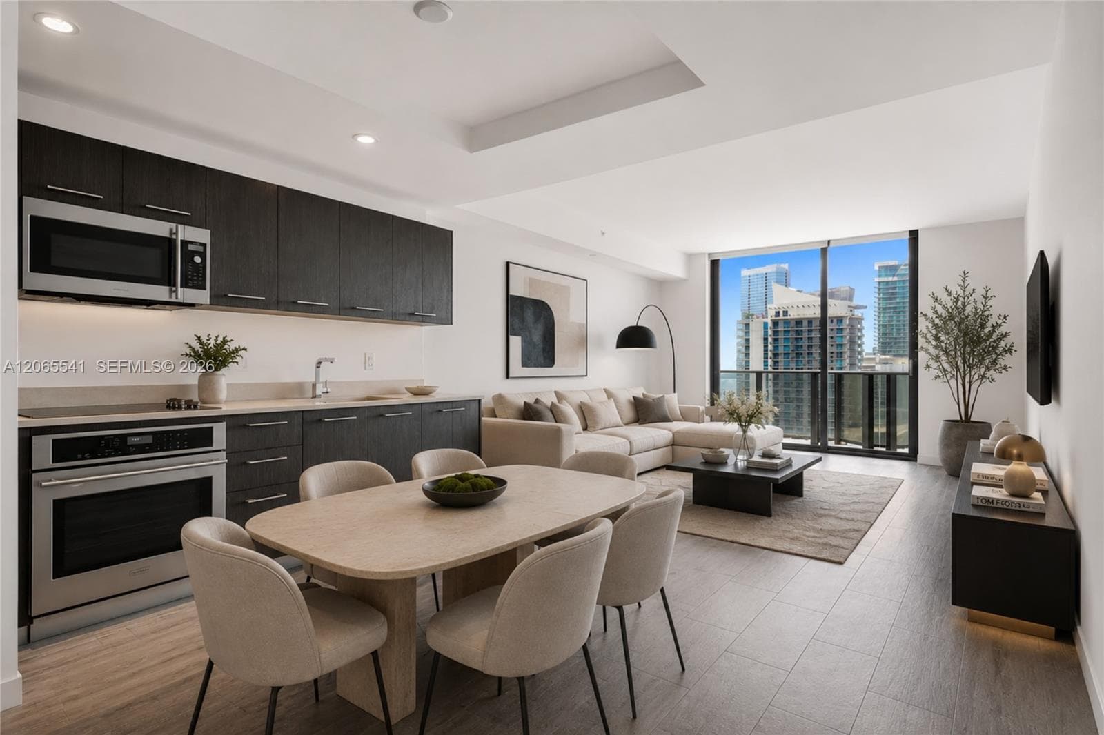 55 SW 9th St # 3504, Miami, FL 33130