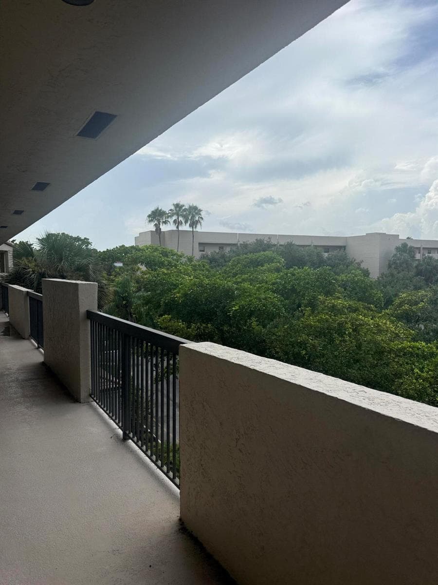 3100 NW 42nd Avenue # d, Cape Coral, FL 33993 — zdjęcie 2