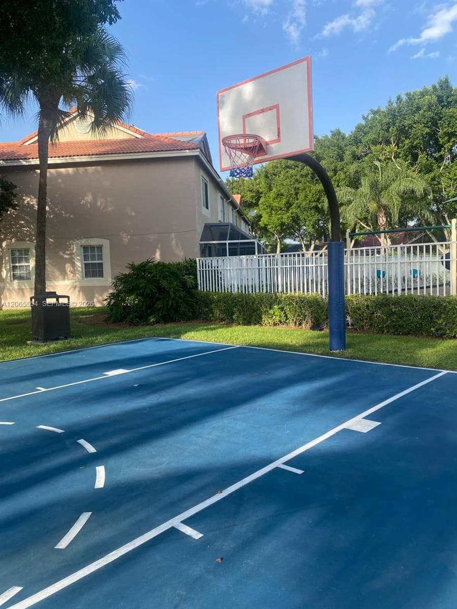 1210 Sorrento Dr, Weston, FL 33326 — zdjęcie 5