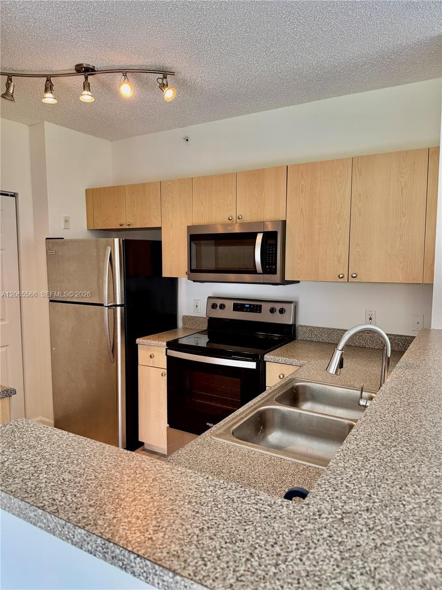 8010 N Nob Hill Rd # 102, Tamarac, FL 33321 — zdjęcie 4