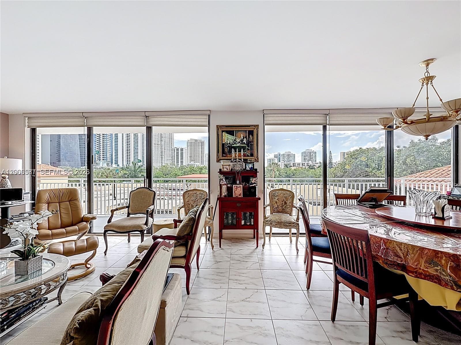 210 174th St # 409, Sunny Isles Beach, FL 33160 — zdjęcie 4