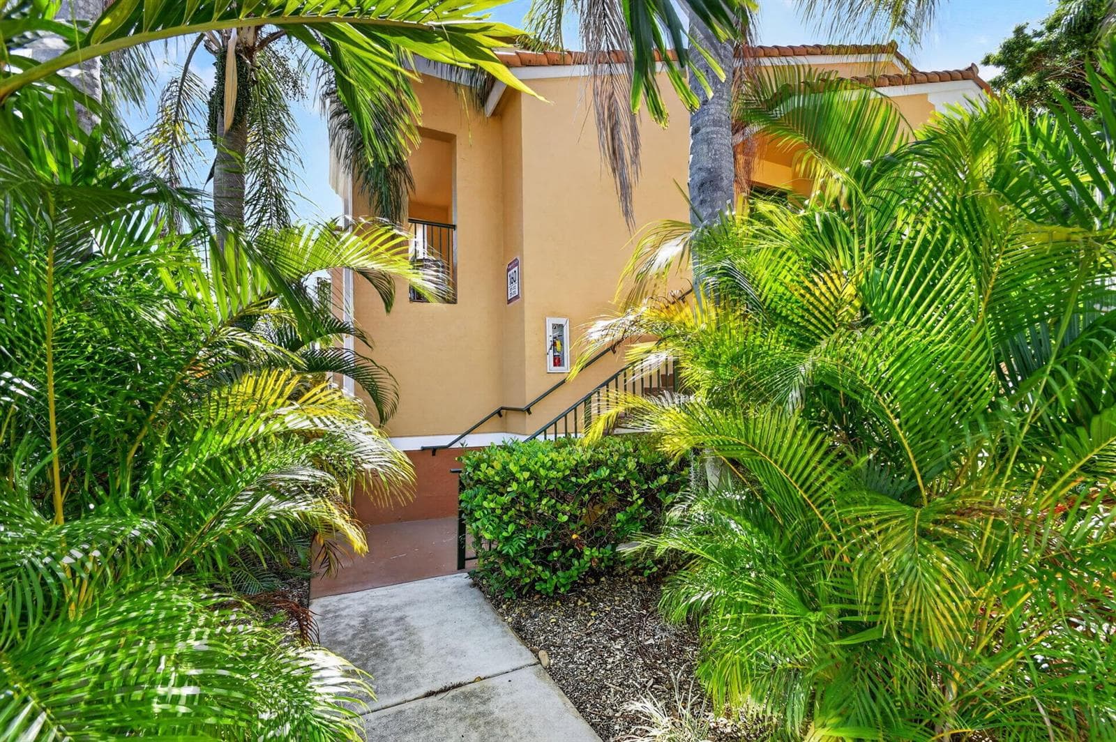 160 YACHT CLUB Way # 211, Hypoluxo, FL 33462 — zdjęcie 2