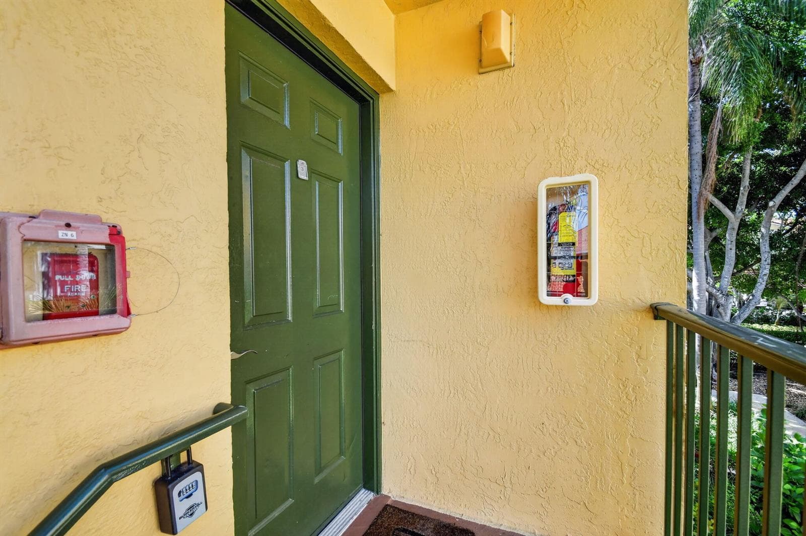 160 YACHT CLUB Way # 211, Hypoluxo, FL 33462 — zdjęcie 3