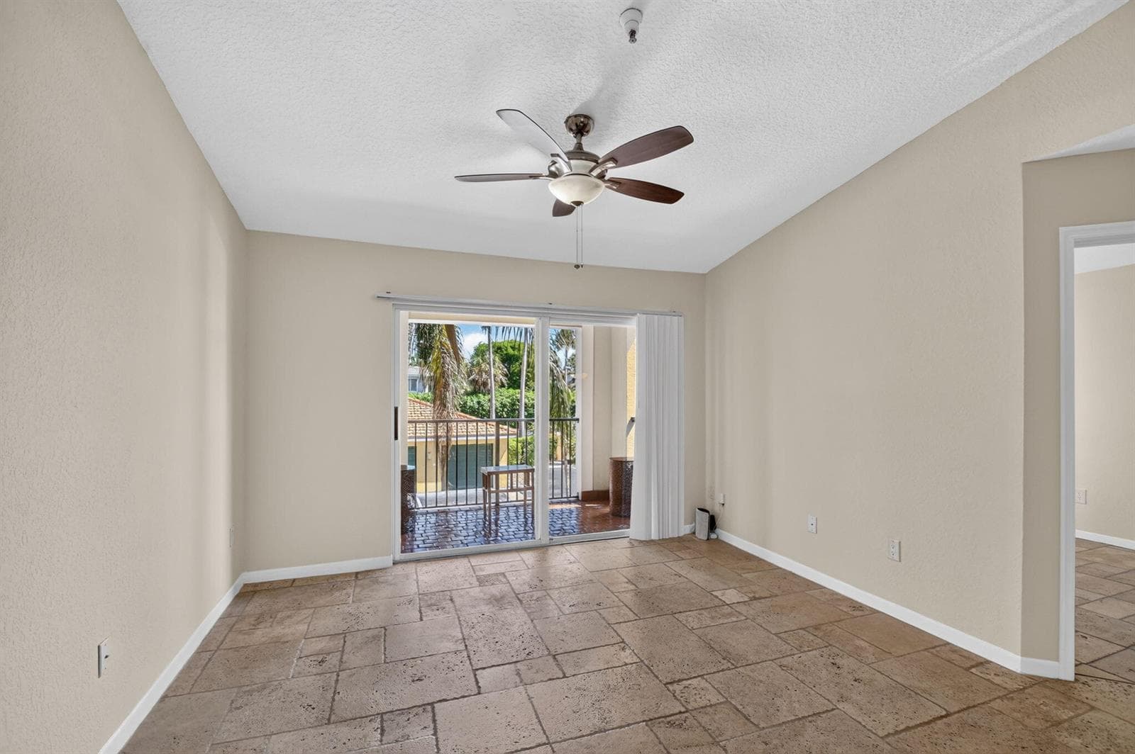 160 YACHT CLUB Way # 211, Hypoluxo, FL 33462 — zdjęcie 5