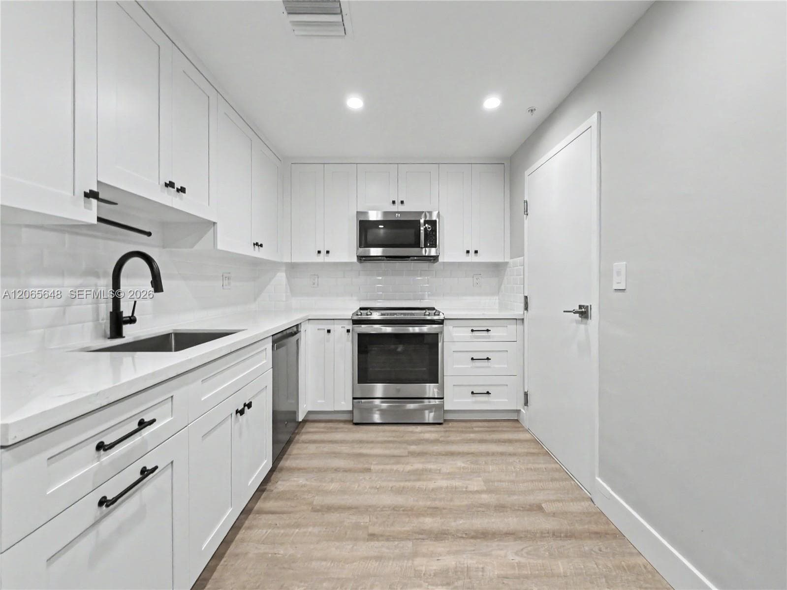 90 Edgewater Dr # 818, Coral Gables, FL 33133 — zdjęcie 2