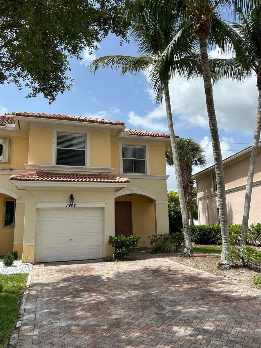 1412 SEMINOLE PALMS Drive, FL 33463