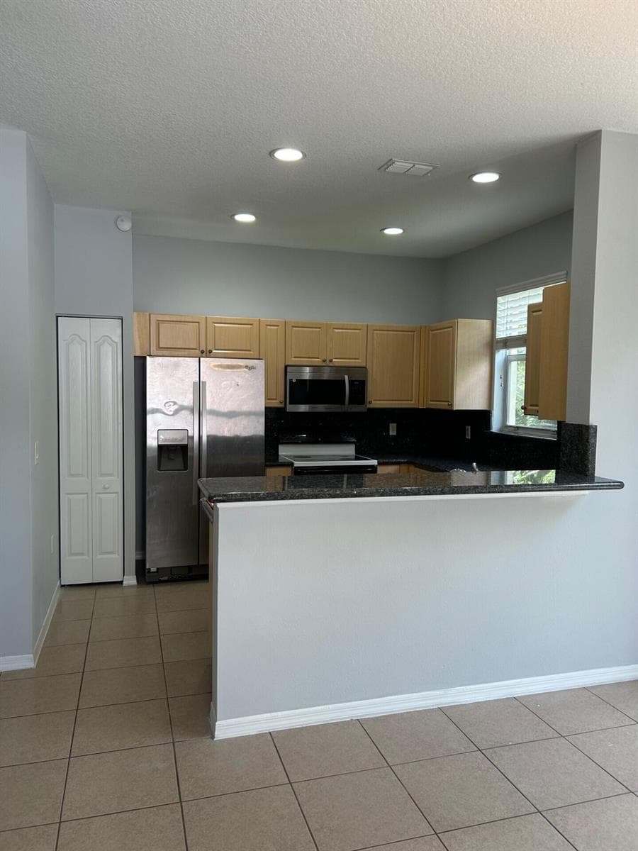 1412 SEMINOLE PALMS Drive, FL 33463 — zdjęcie 5