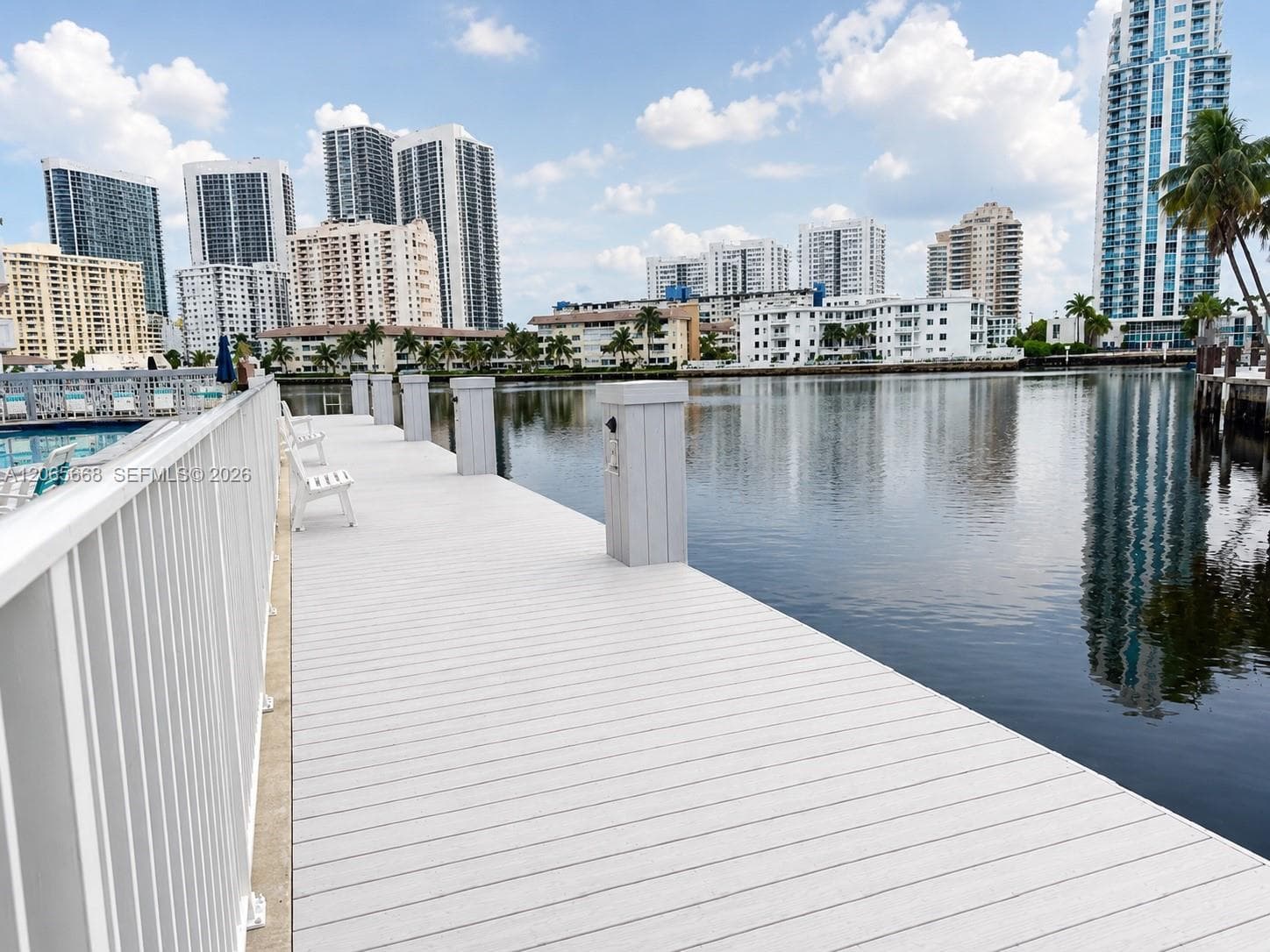 137 Golden Isles Dr # 912, Hallandale Beach, FL 33009 — zdjęcie 4