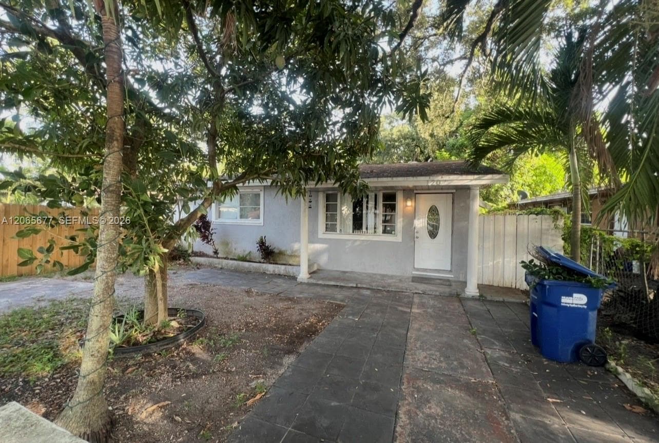 120 NE 185th Ter # 120, Miami, FL 33179