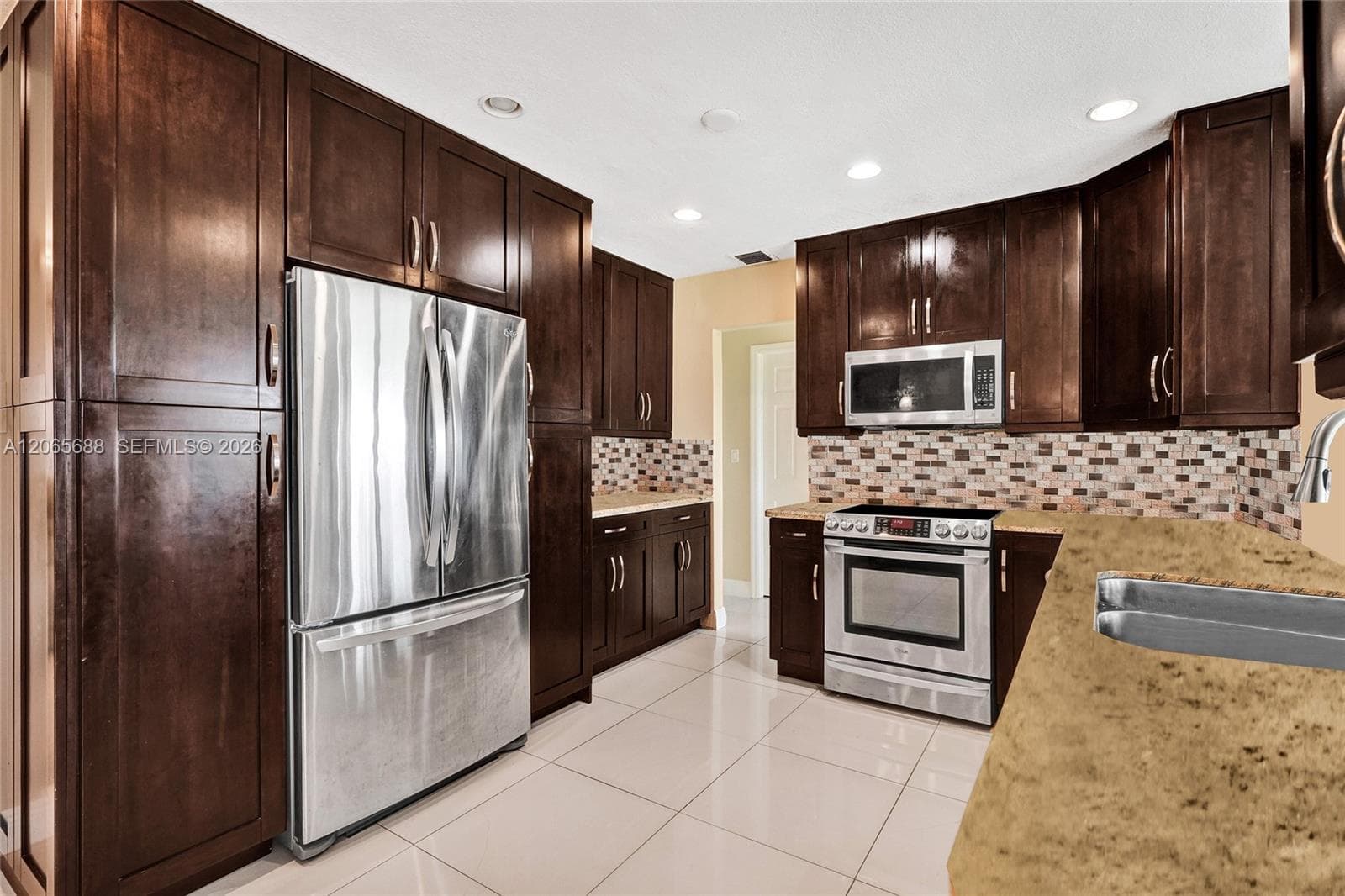 215 SE 3rd Ave # 501C, Hallandale Beach, FL 33009 — zdjęcie 3