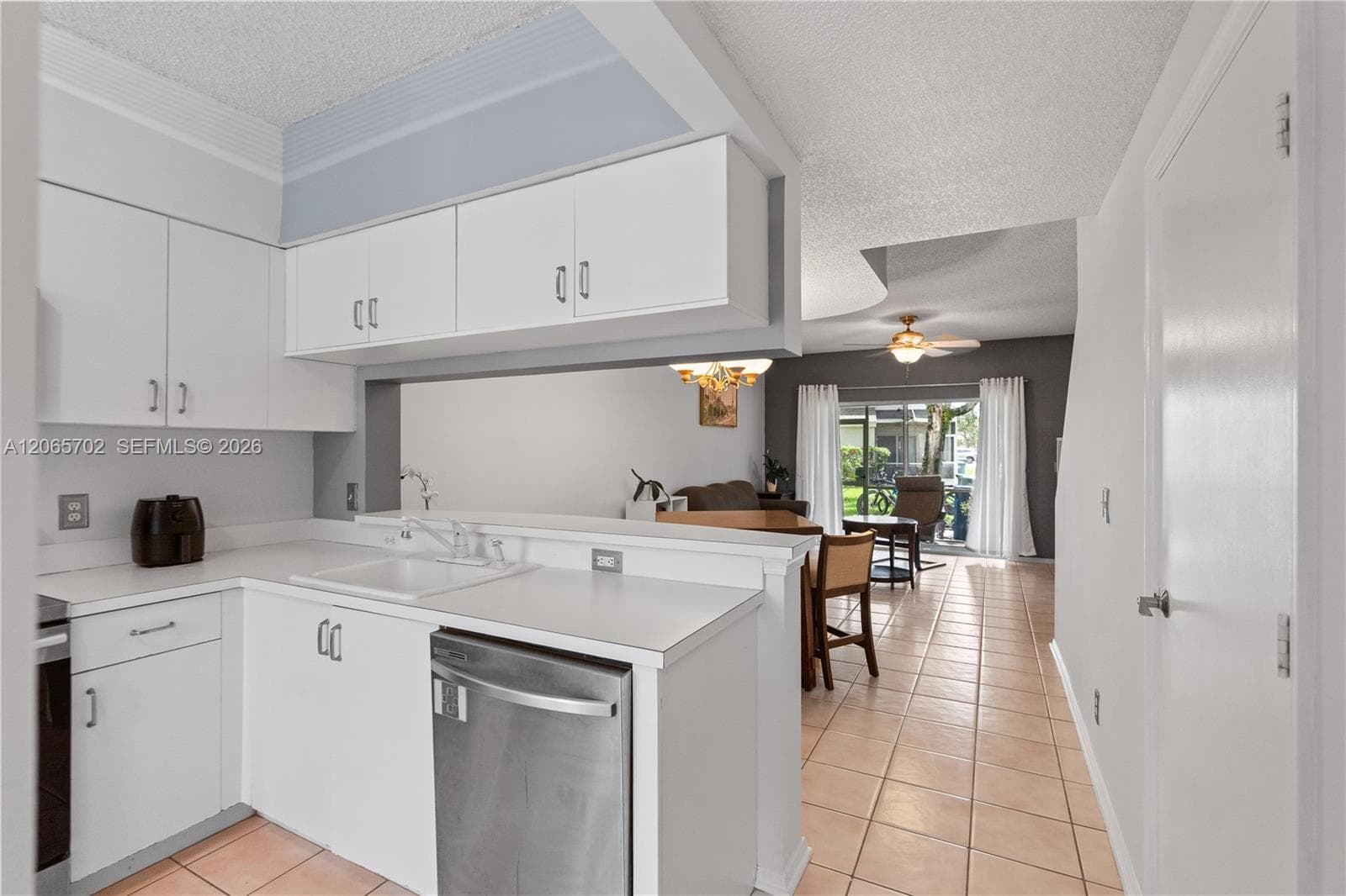38 Truman Dr, Weston, FL 33326 — zdjęcie 3