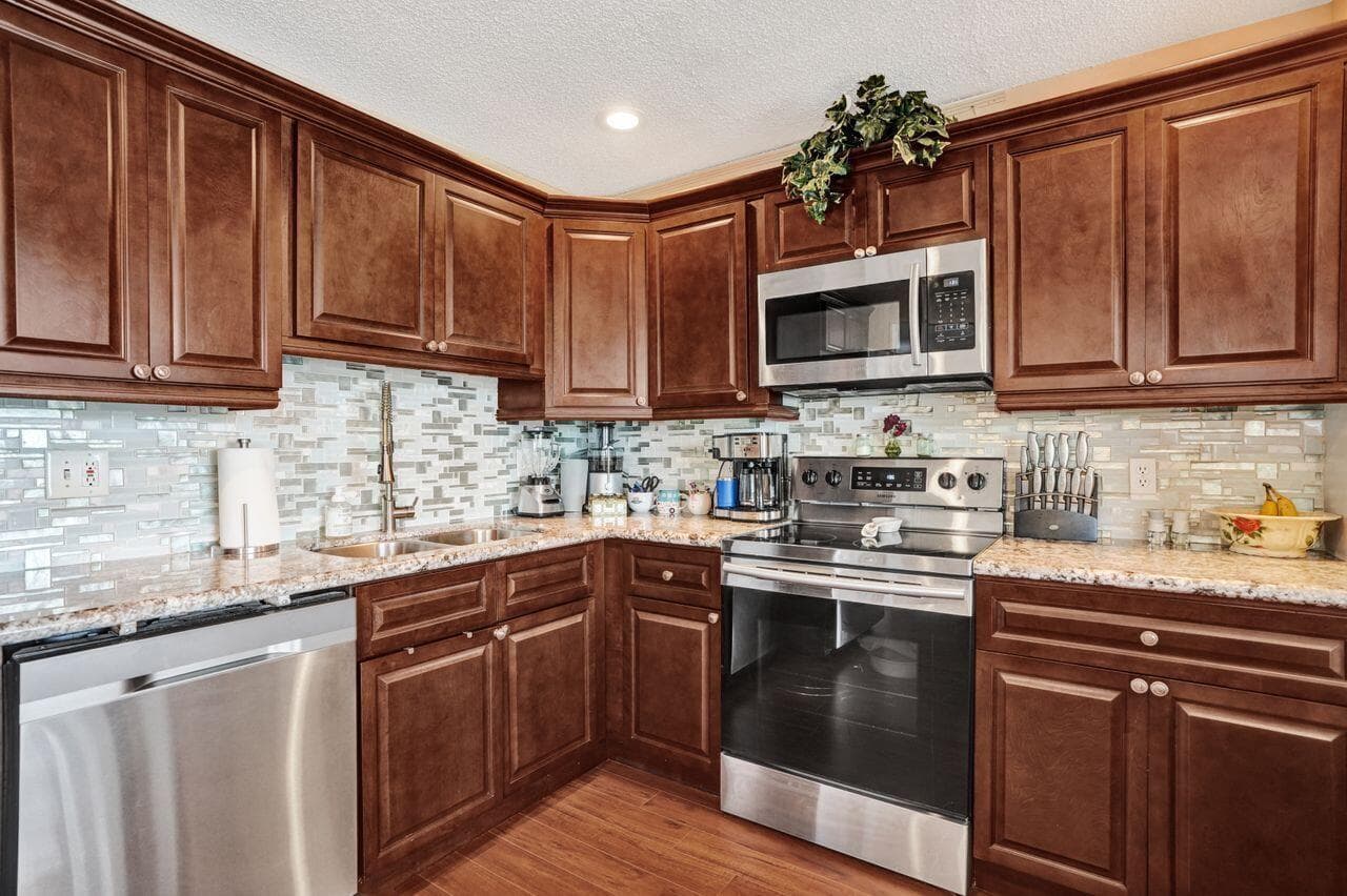 4737 Grapevine Way, Davie, FL 33331 — zdjęcie 4