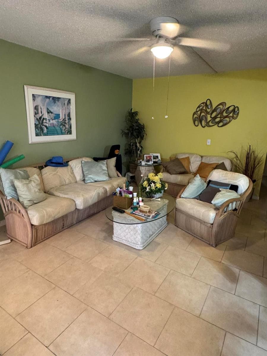 90 WINDSOR E, West Palm Beach, FL 33417 — zdjęcie 2