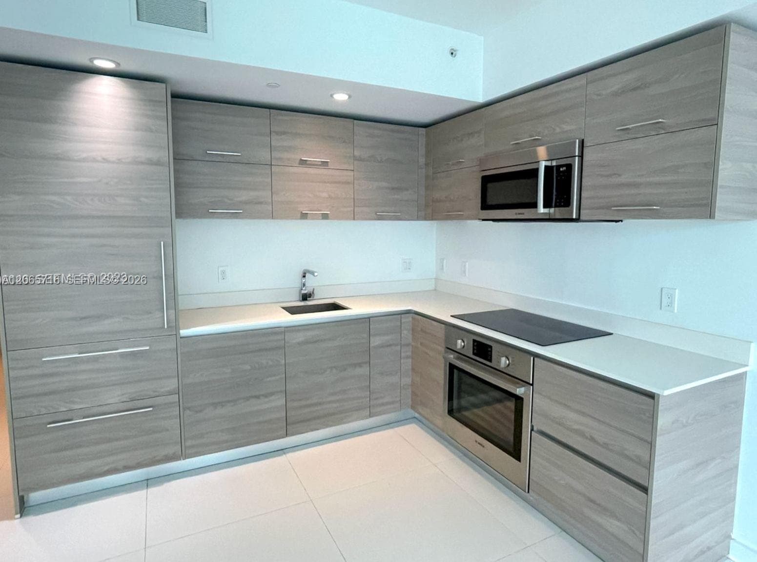1300 S Miami Ave # 1008, Miami, FL 33130 — zdjęcie 2