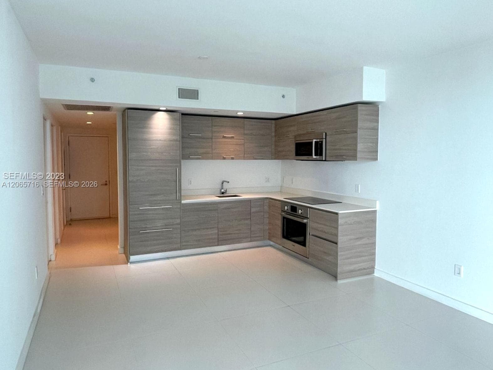 1300 S Miami Ave # 1008, Miami, FL 33130 — zdjęcie 3