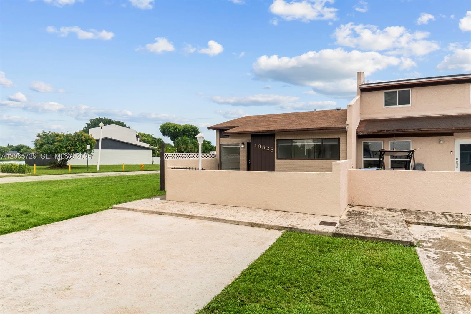 19528 NW 55th Cir Pl # 19528, Miami Gardens, FL 33055 — zdjęcie 2