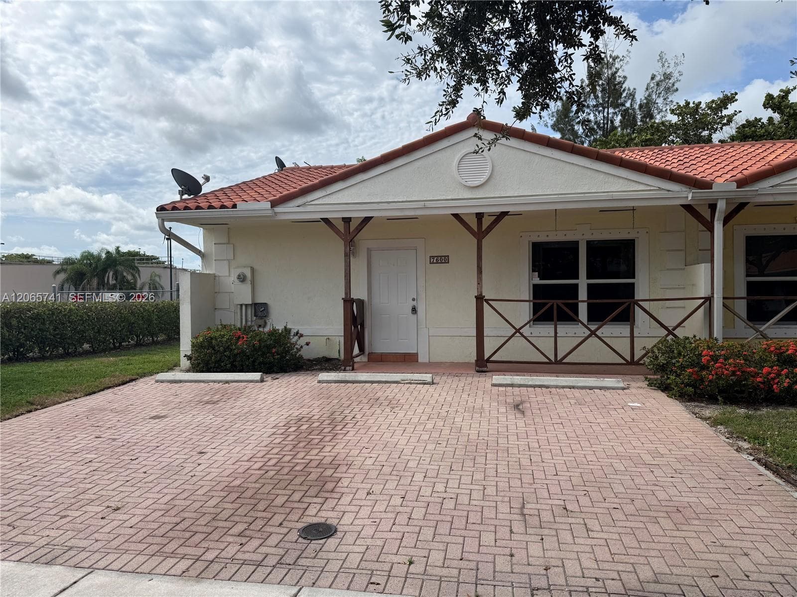 7600 NW 38th Ct # 16, Davie, FL 33024