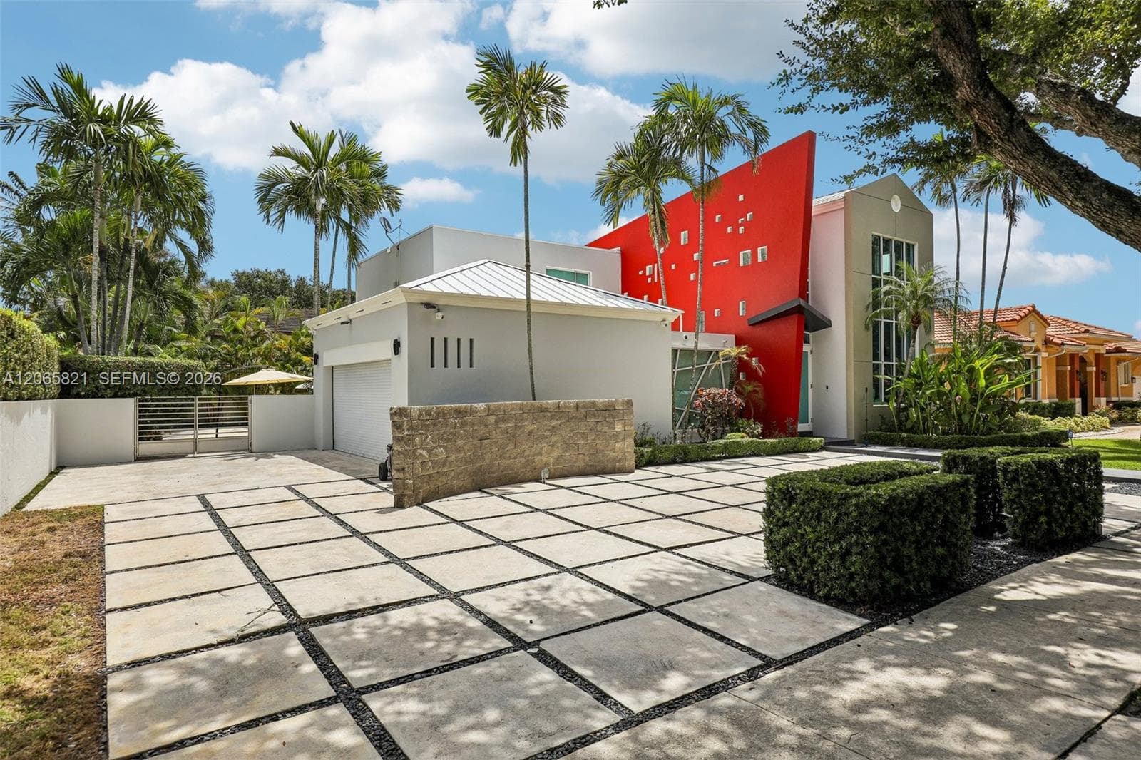 16581 NW 84th Ave, Miami Lakes, FL 33016 — zdjęcie 3