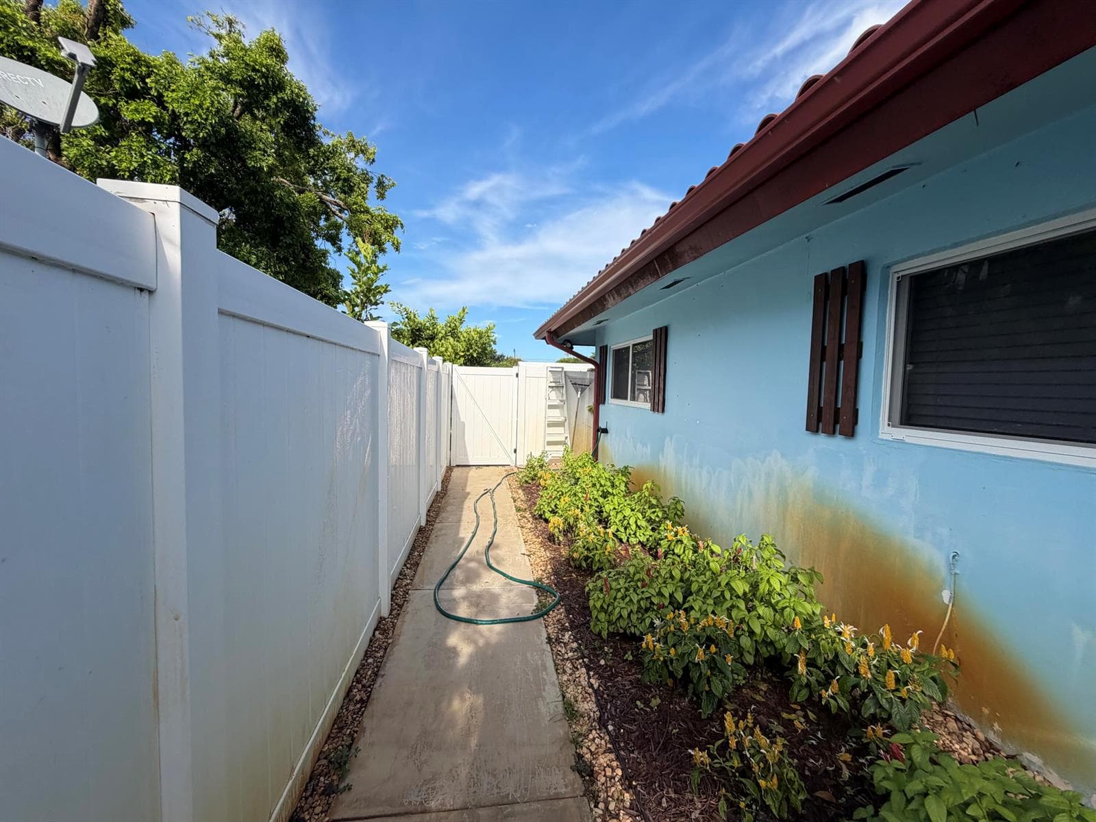 3837 NE 17TH Avenue, Pompano Beach, FL 33064 — zdjęcie 2