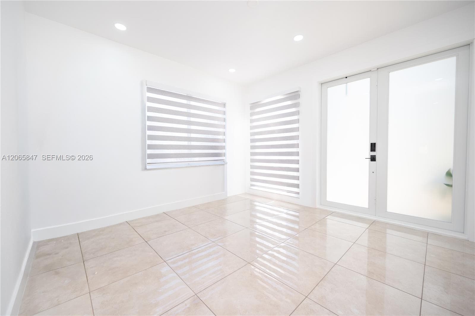 1046 NE 17th Ter, Homestead, FL 33033 — zdjęcie 3