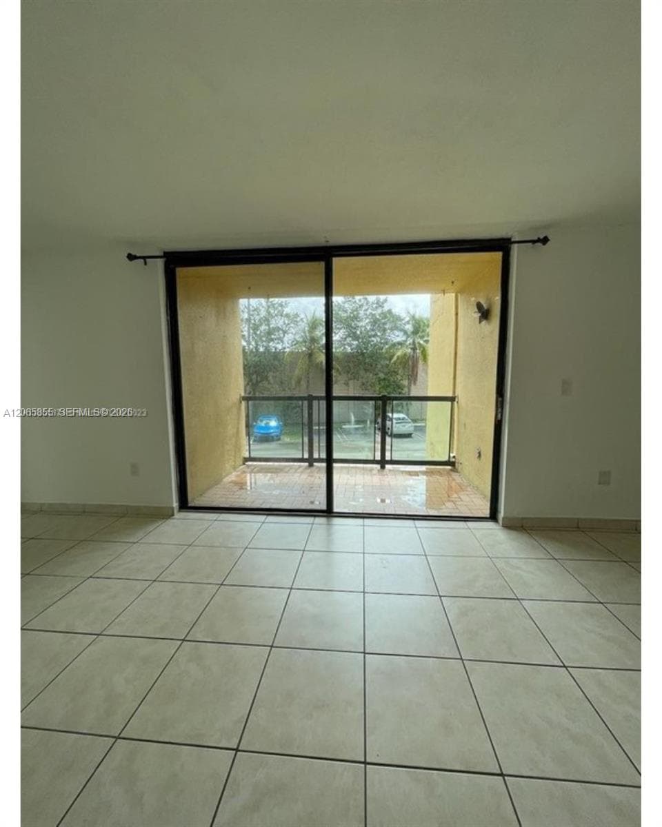 11750 SW 18th St # 208-1, Miami, FL 33175 — zdjęcie 3