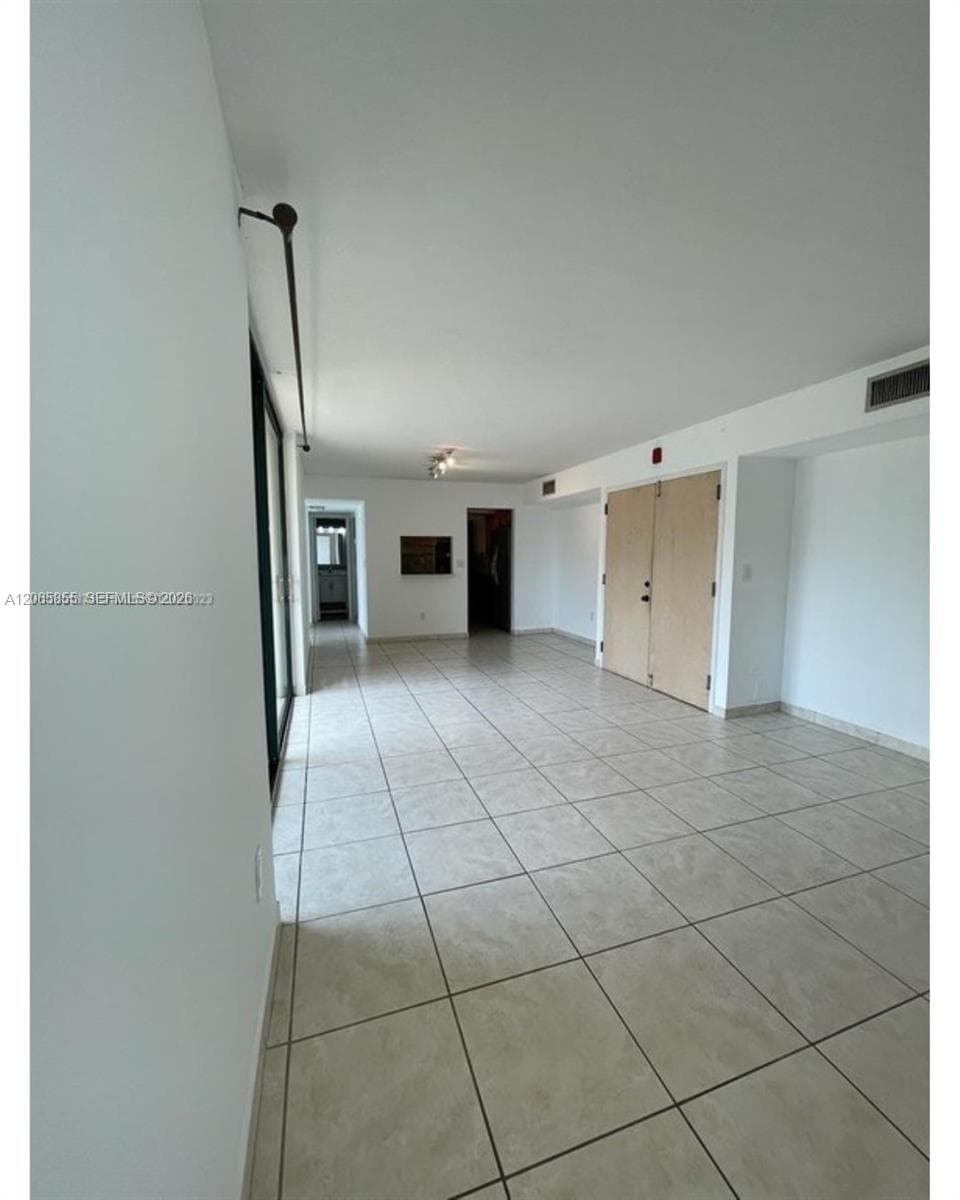 11750 SW 18th St # 208-1, Miami, FL 33175