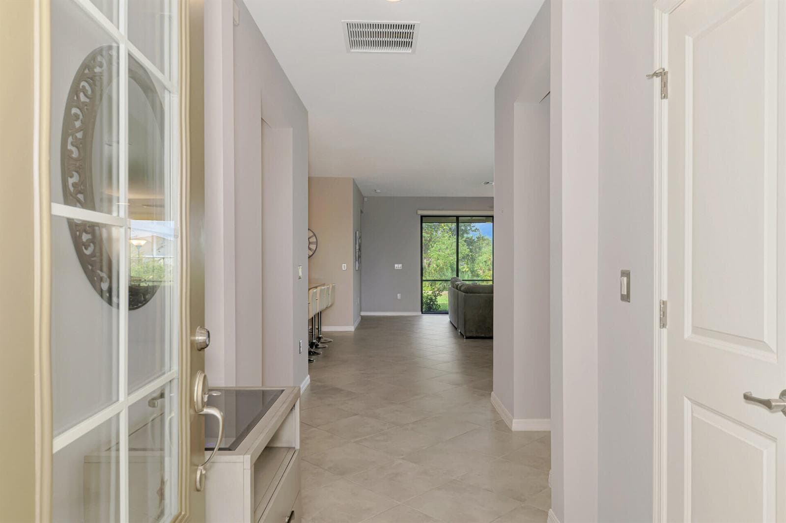 1932 W Isles Road, Port Charlotte, FL 33953 — zdjęcie 3