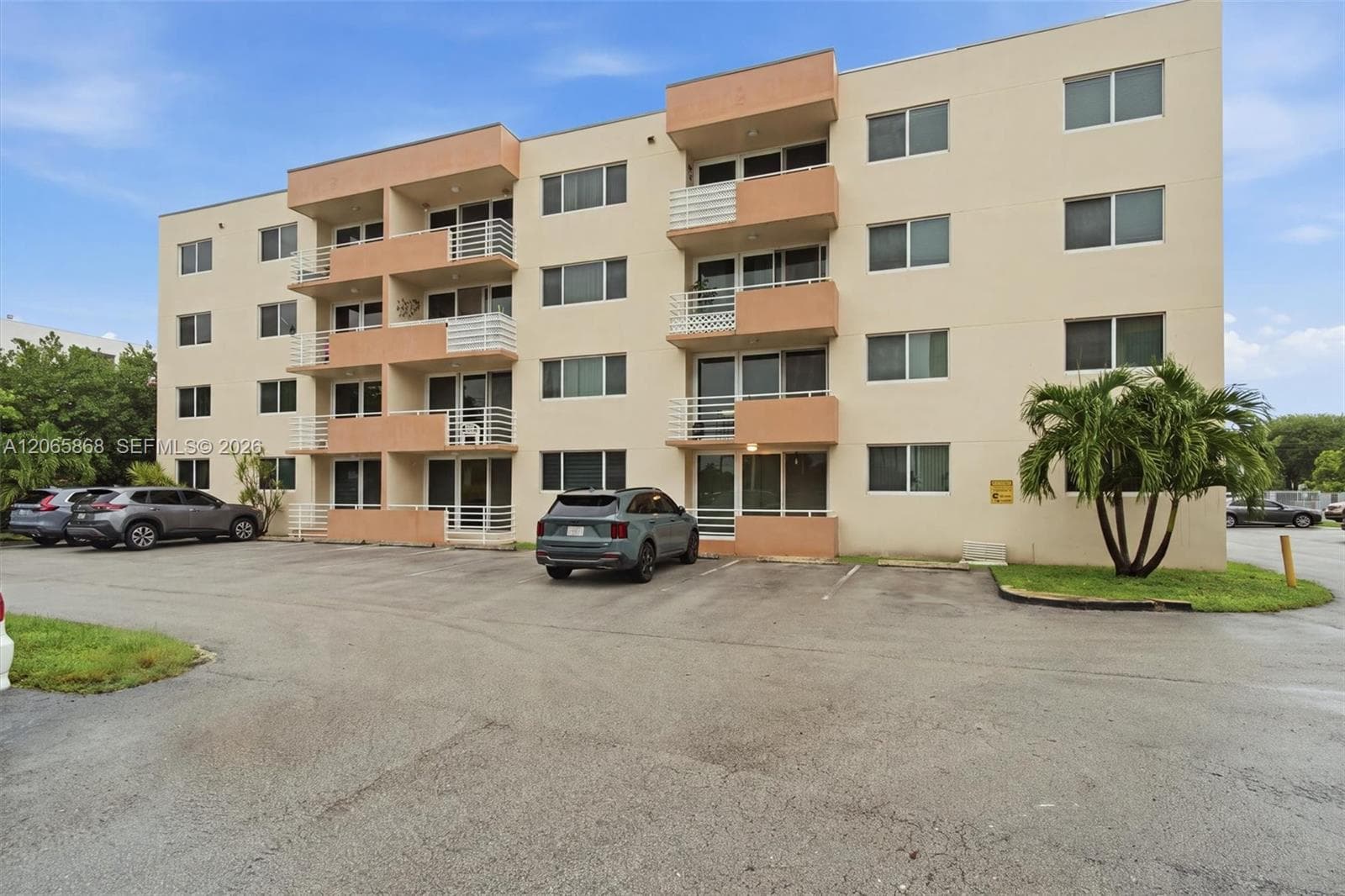 8050 NW 8th St # 1110, Miami, FL 33126 — zdjęcie 2