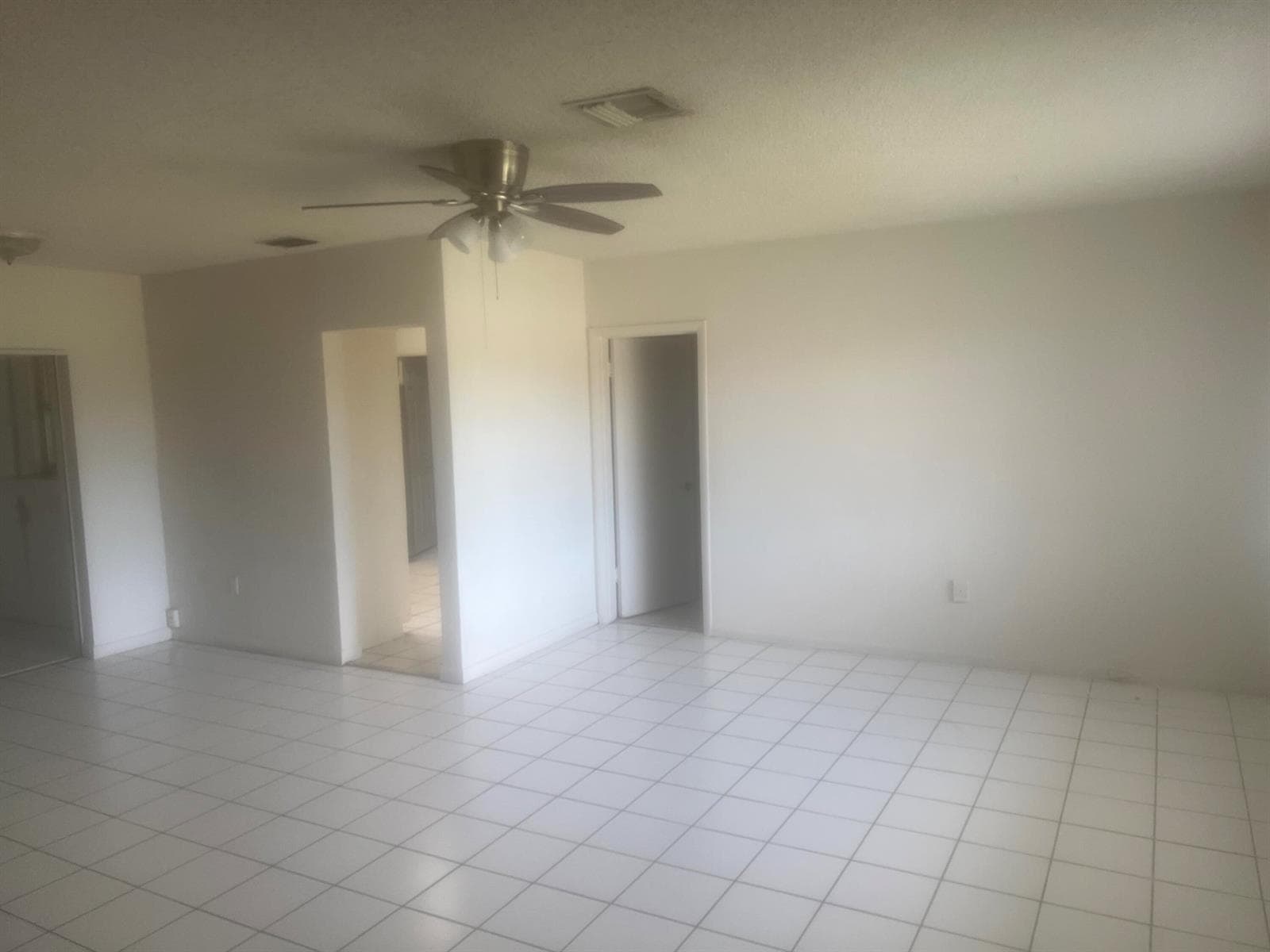 211 N 66TH Avenue, Hollywood, FL 33024 — zdjęcie 2