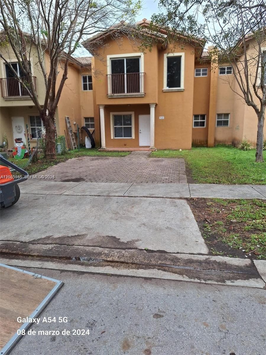 948 SW 6th Ct # 948, Florida City, FL 33034