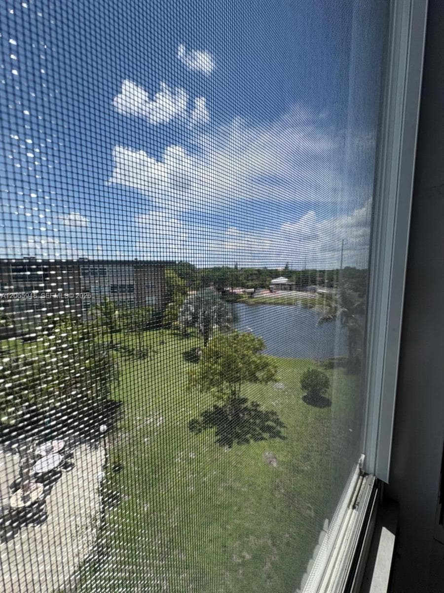 3091 NW 46th Ave # 407C, Lauderdale Lakes, FL 33313 — zdjęcie 2