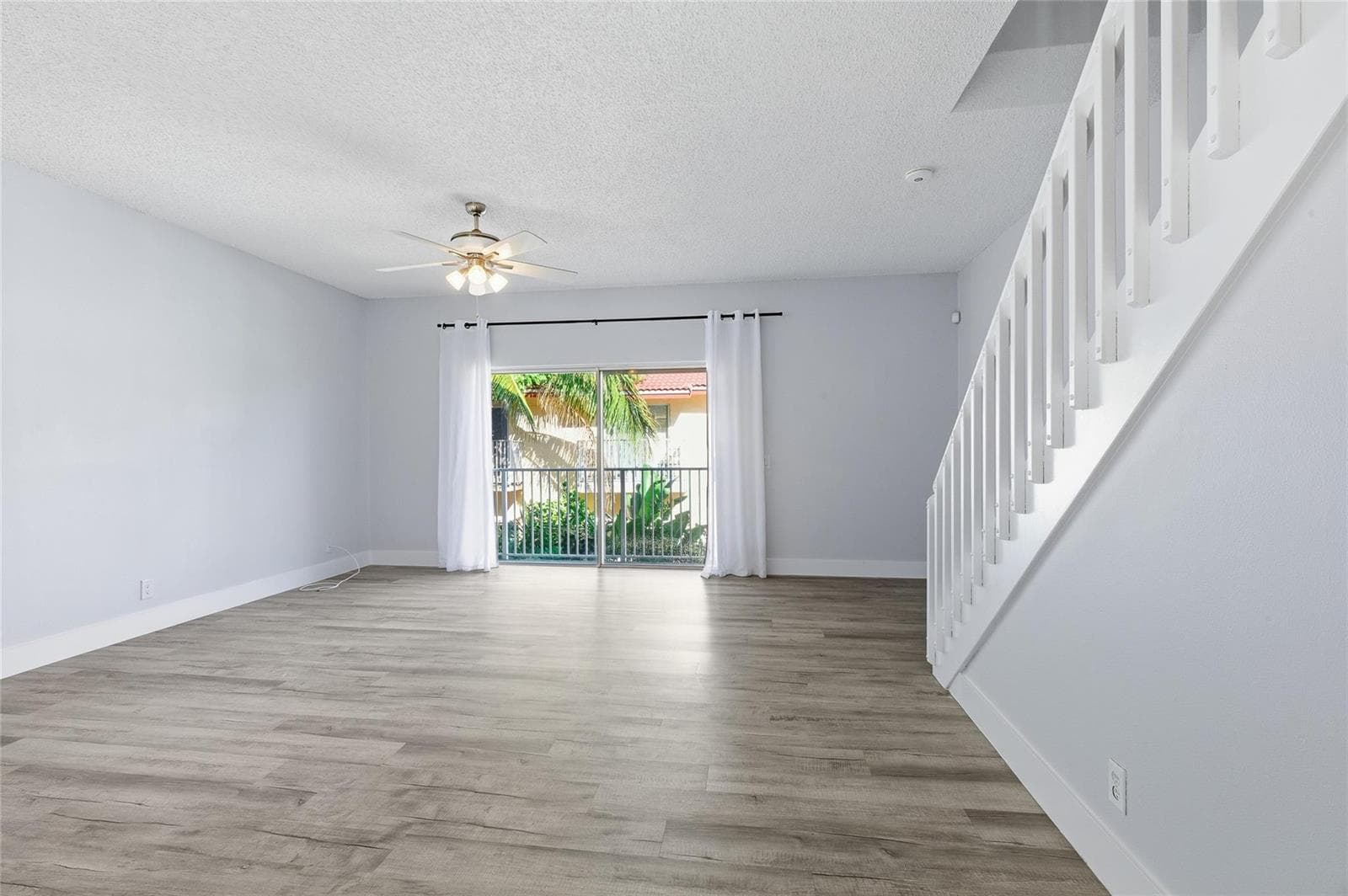 2381 NE 14th Street Causeway # 206, Pompano Beach, FL 33062 — zdjęcie 4